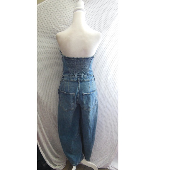 NEW FREE PEOPLE We The Free DENIM BLUE Je Suis Pret BARREL Pockets JUMPSUIT S - Picture 9 of 16